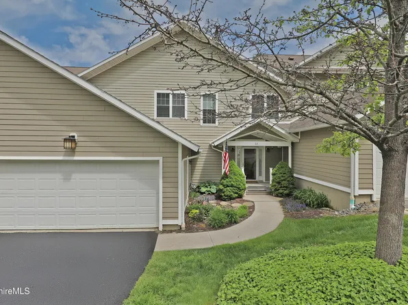 33 Alpine Trl, Pittsfield, MA 01201