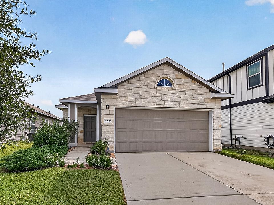 1st image of 23927 Prairie Dust Dr