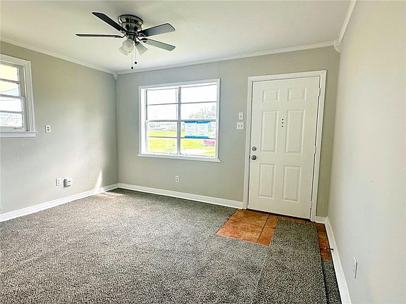 2nd image of 407 Pollock Pl