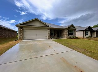 20189 Yarbrough Rd, Athens, AL 35613