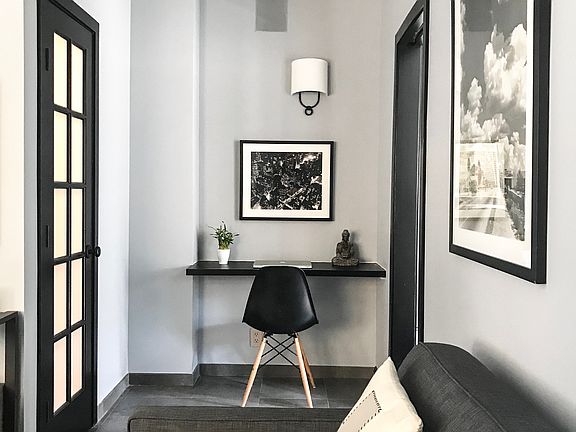 2nd image of 58 W 58th St APT 18F