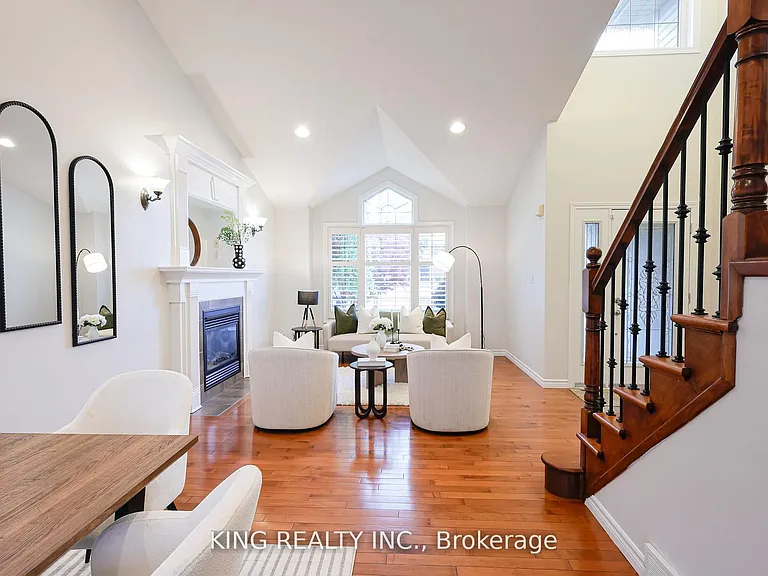 1223 Coronation Dr — Photo 11