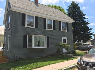 28 Estes St, Ipswich, MA 01938