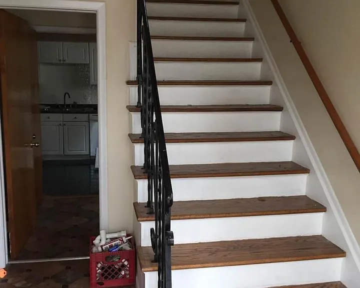 259 Ardmore Dr — Photo 2