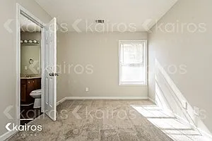 835 Ashley Ln — Photo 10