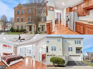24944 Earlsford Dr, Chantilly, VA 20152