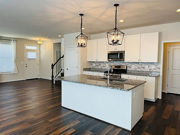 2nd image of 454 Coastal Ave
