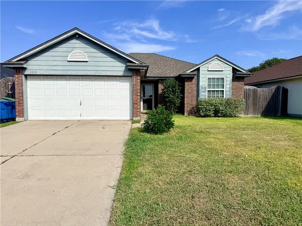 1210 Sacramento Dr, Portland, TX 78374