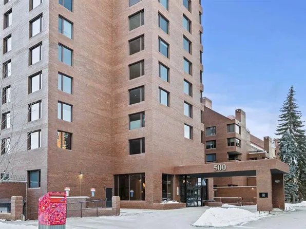500 N Eau Claire Ave SW #1002A, Calgary, AB T2P 3R8