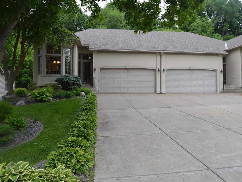 1st image of 11662 Normandale Blvd
