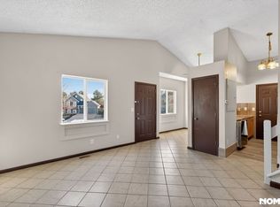 17465 E Plateau Dr, Aurora, CO 80015