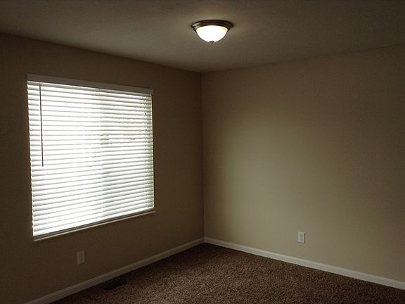 2nd image of 2744 Chopin Dr