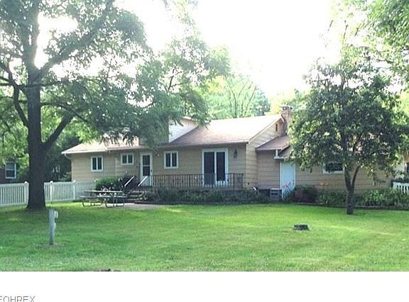 2nd image of 28342 Evergreen Ave