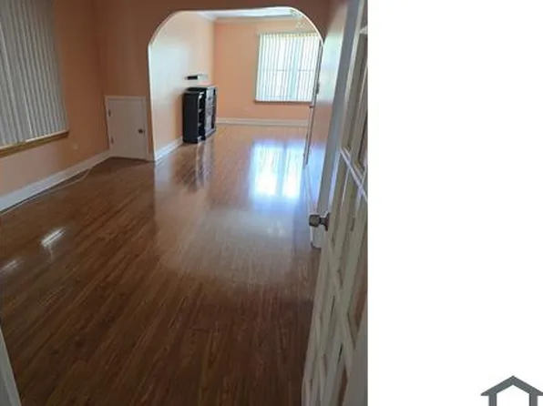6927 S Oakley Ave #2, Chicago, IL 60636