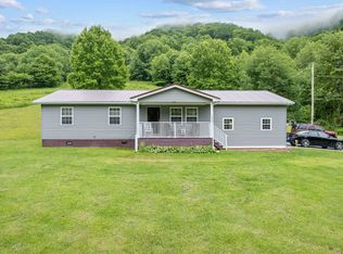 150 Virgo Ln, Pounding Mill, VA 24637