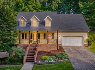 204 Boone Ridge Dr, Kingsport, TN 37663
