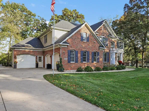 3522 Bellflower Dr, Portage, MI 49024