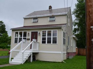 25 Champlain Ave, Whitehall, NY 12887