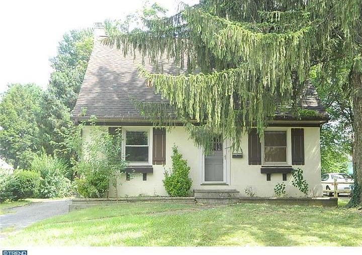 2nd image of 445 Prospect Rd