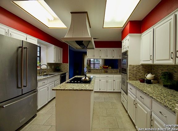2nd image of 339 Woodway Forest Dr
