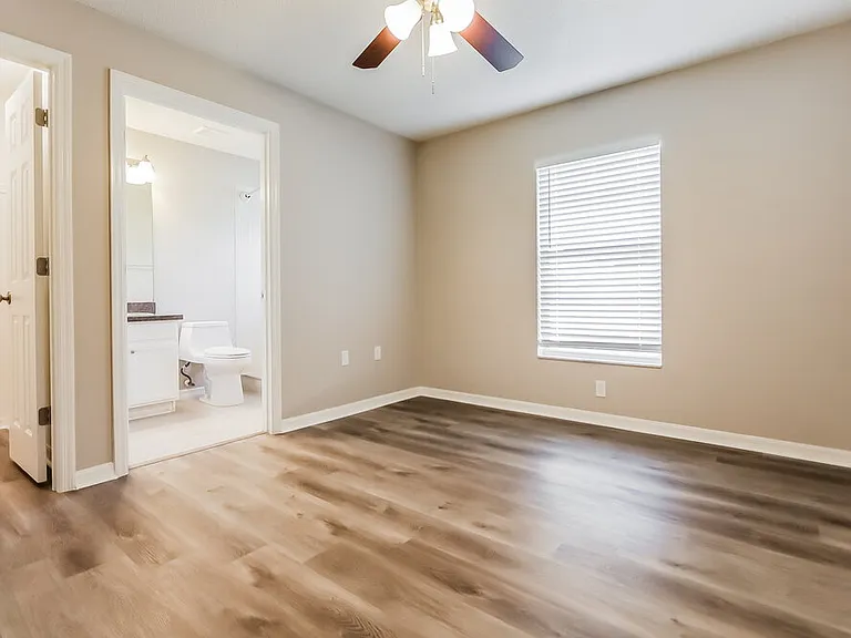 11730 Lynn Brook Cir — Photo 8
