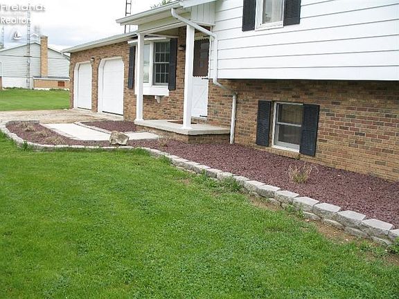 3rd image of 7715 N Township Road 169