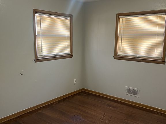 2nd image of 7006-08 W Congress St #7006