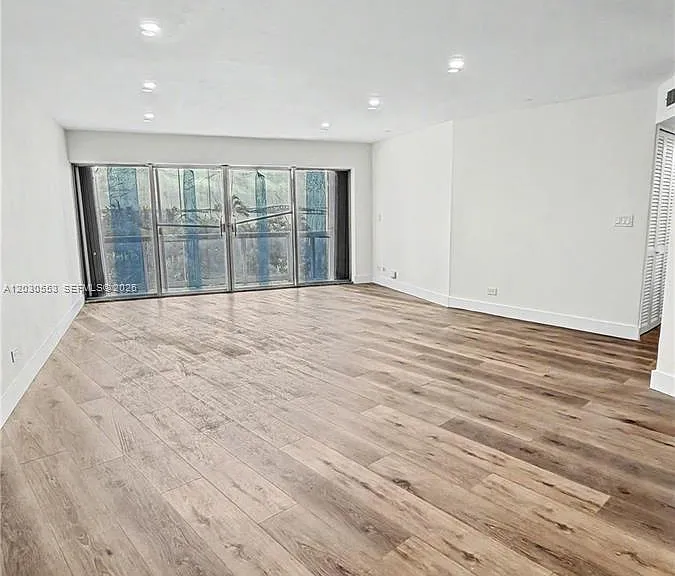 2451 Brickell Ave #5G — Photo 9