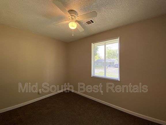 5th image of 1792 Wildrose St