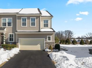 225 Kestrel Ct, Kennett Square, PA 19348