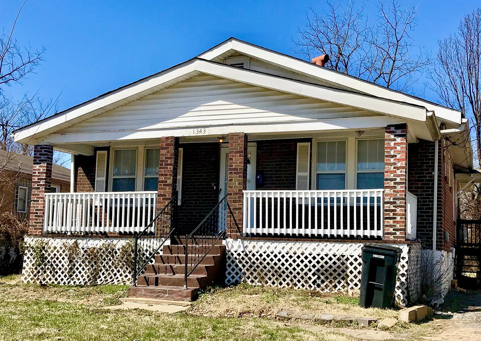 1343 Kingsland Ave photo 1