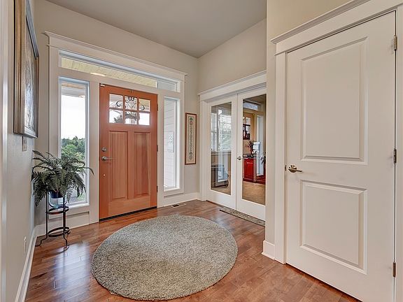 Welcoming Entry - Office there on the right and formal dining room would be to the left