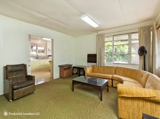 66-230 Kamehameha Hwy APT A, Haleiwa, HI 96712