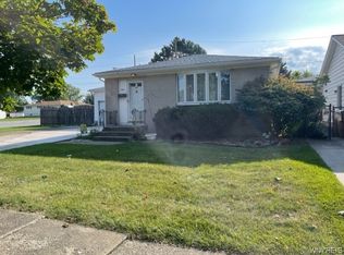 3 Nancy Pl, Cheektowaga, NY 14227
