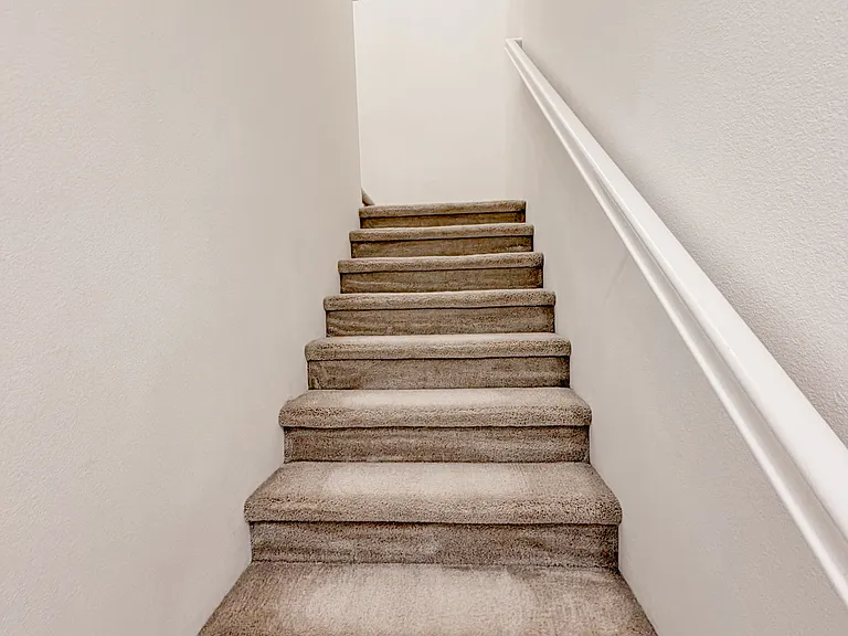 30422 Town Square Dr — Photo 13