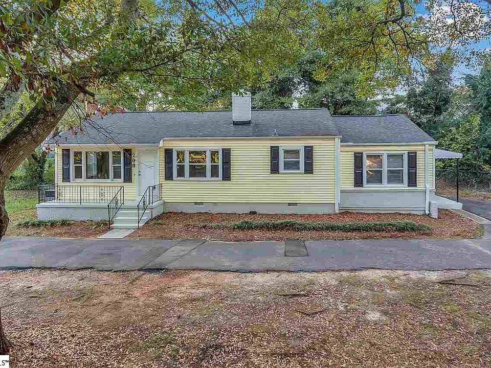 1st image of 200 Crosby Cir