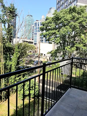 Rented by Douglas Elliman | media 17