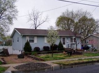 117 W Linden St, Clayton, NJ 08312