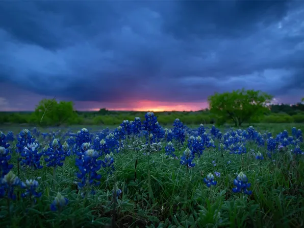 272 Slate Rock Rd, Willow City, TX 78675
