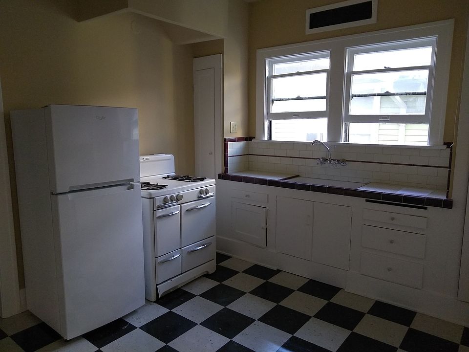 1st image of 4608 Kingswell Ave APT 8
