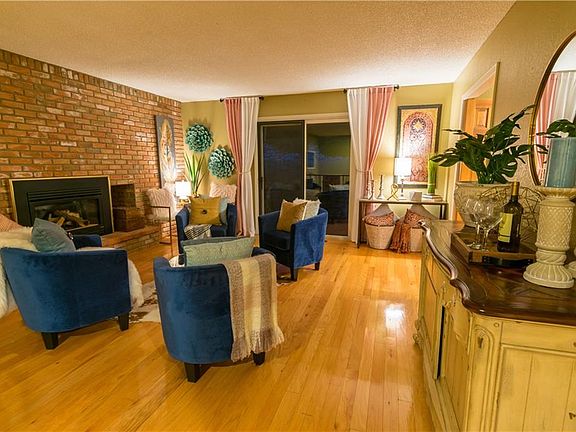 3rd image of 3611 Quimet Cir