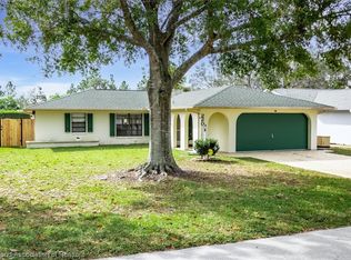 220 Thrush Ave, Sebring, FL 33870