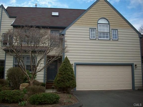 4th image of 2 Montagne Dr #2