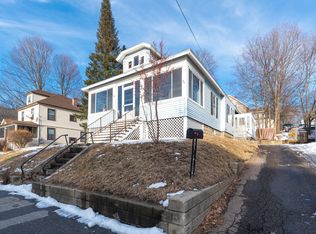 80 Baldwin St, Laconia, NH 03246