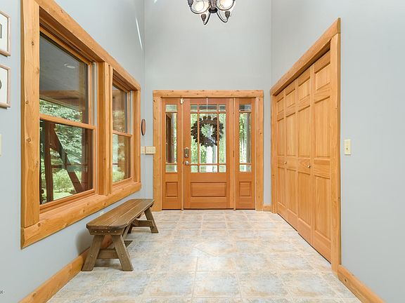 3rd image of 10336 Paw Paw Lake Dr