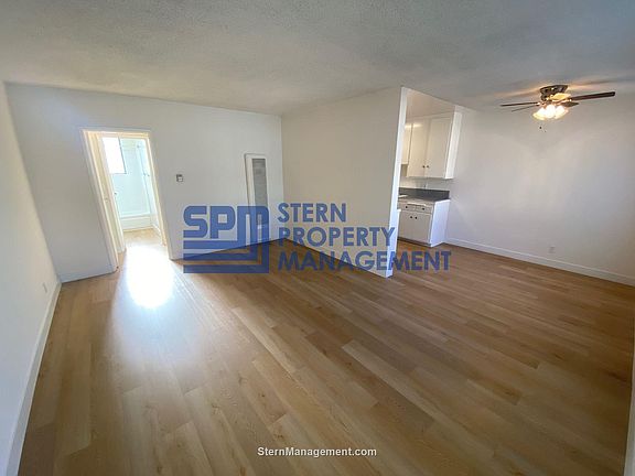 5th image of 3685 Mentone Ave APT 8
