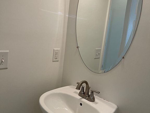 2nd image of 3435 Dianthus Ln