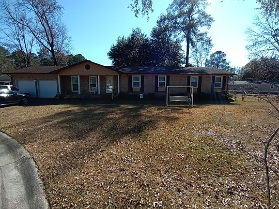 2nd image of 105 Eagle Ct
