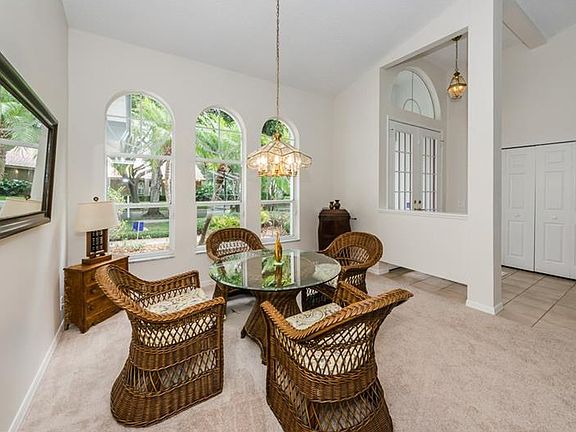 3rd image of 2148 Pinnacle Cir S