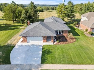 1027 Blacksmith Ln, Lemont, IL 60439
